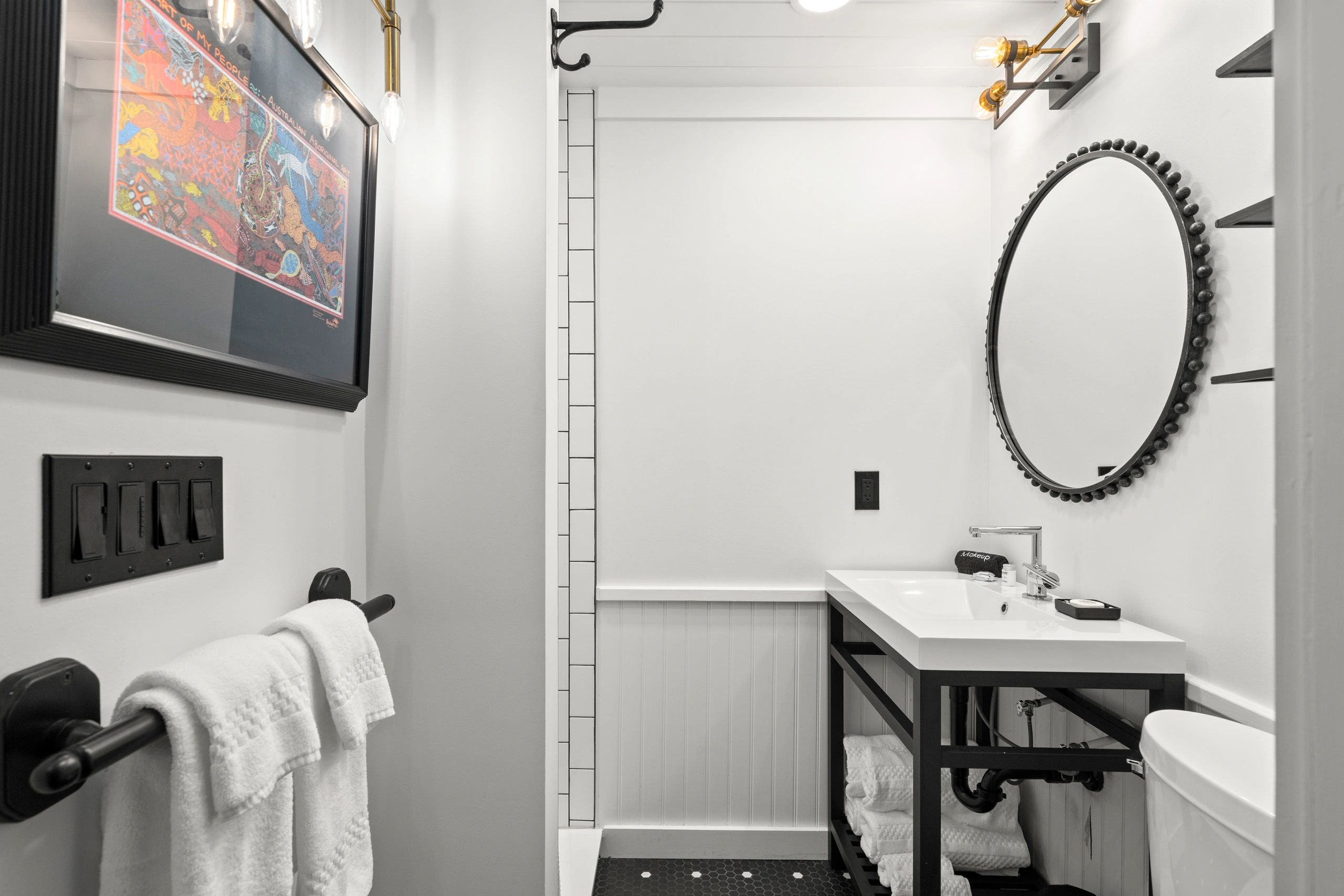 Room 301 B detail